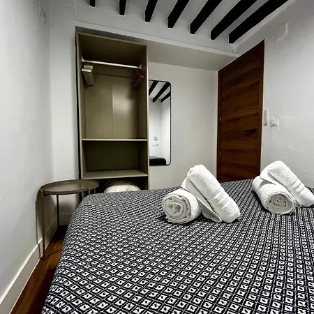 Barrio Luzan 2 By United Renters